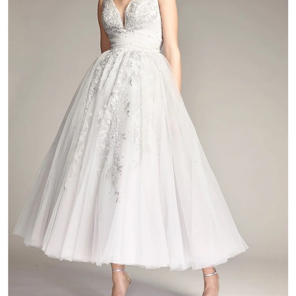 (370) ❤️ Brand new with Tags Park108 M324 gown in silver $1000 - Picture 2 of 12